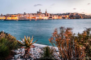 Luxury 3-bedrooms apartment, Sliema - Tigne Point!